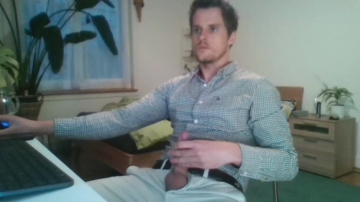 Jules_92_  14-12-2021 video playfull